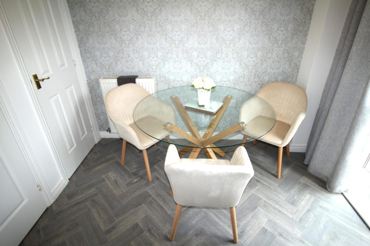 Ashington - 2 Bedroom House - Beautifully Decorated & Furnished - Large Garden Exterior foto
